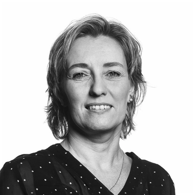 Portræt af Tina Østergaard, regnskabsassistent hos KSN Industri